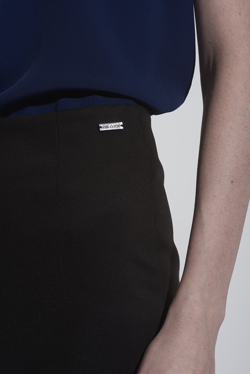 Классическая юбка черного цвета с молнией Женский ЮБКА ЖЕНСКАЯ VASSA CODE Черный 5